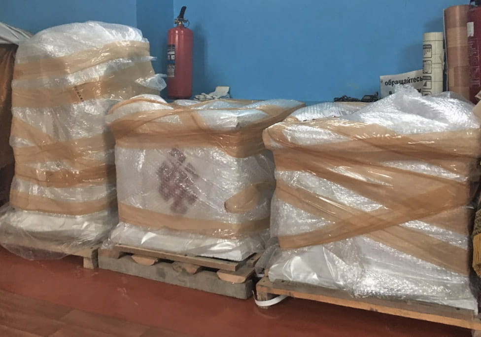 Мини-часовня приехала! Пока оставим на хранение